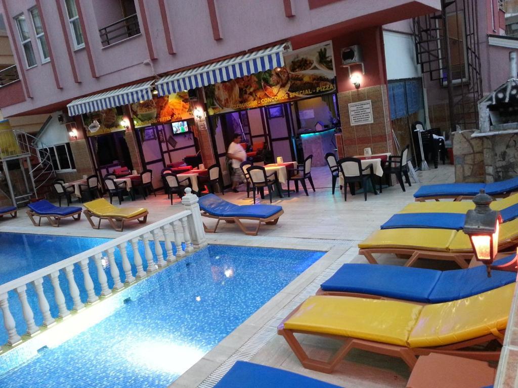 Concorde Hotel Аланя Екстериор снимка
